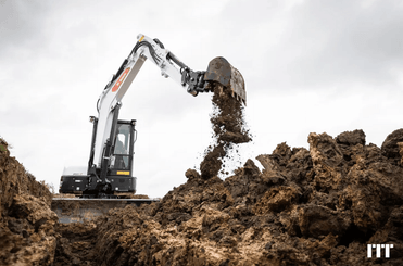 Pelle sur chenilles Bobcat E60 - 3