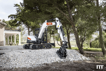 Pelle sur chenilles Bobcat E88 - 3