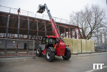 Chariot élévateur télescopique Manitou MT 933 - 6