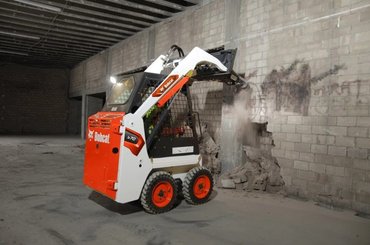 Mini chargeuse Bobcat S70 - 1