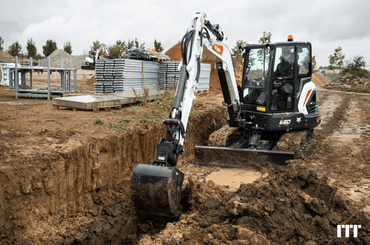 Pelle sur chenilles Bobcat E60 - 2